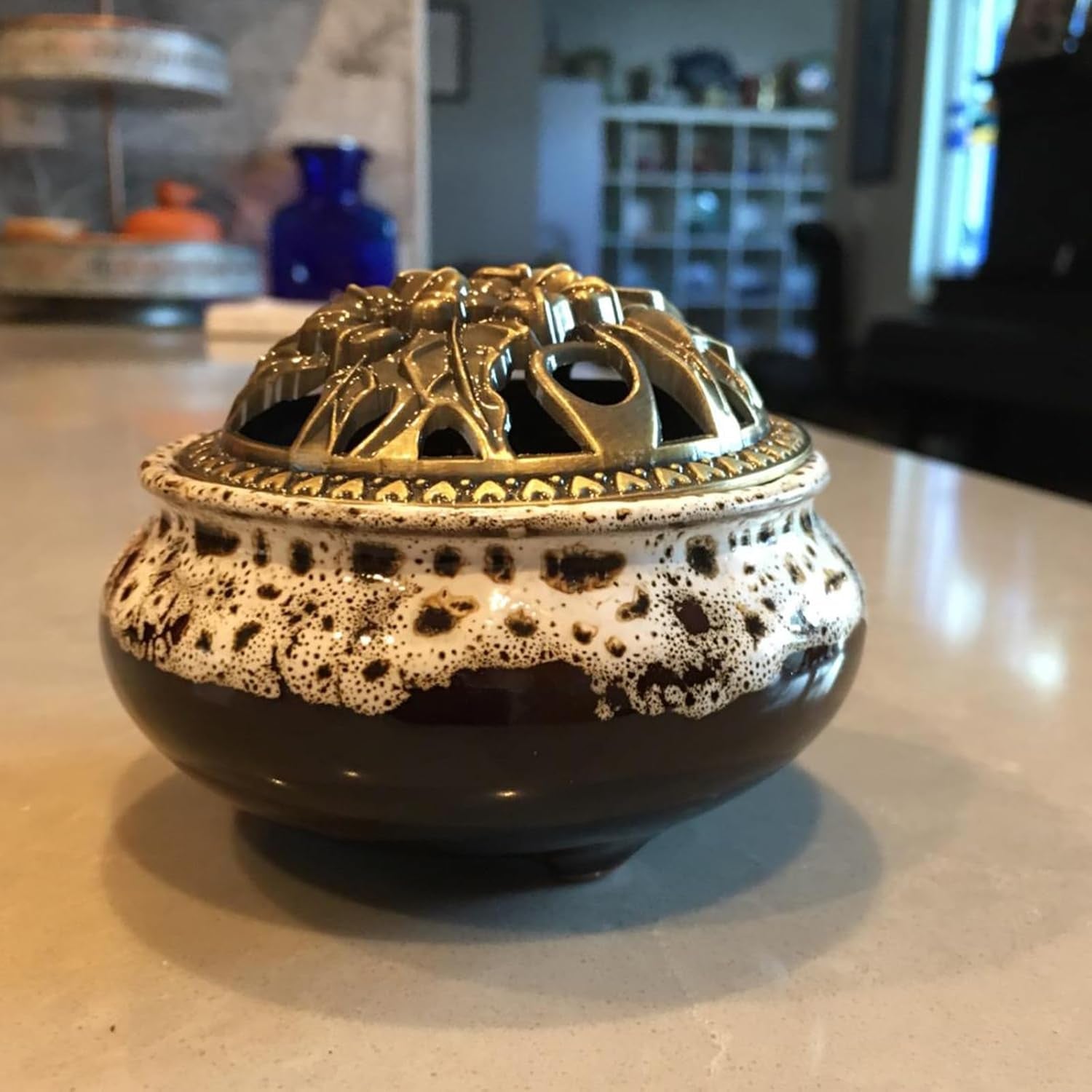 Ceramic Home Decoration Incense Sticks or Cones Burner Porcelain Incense Holder