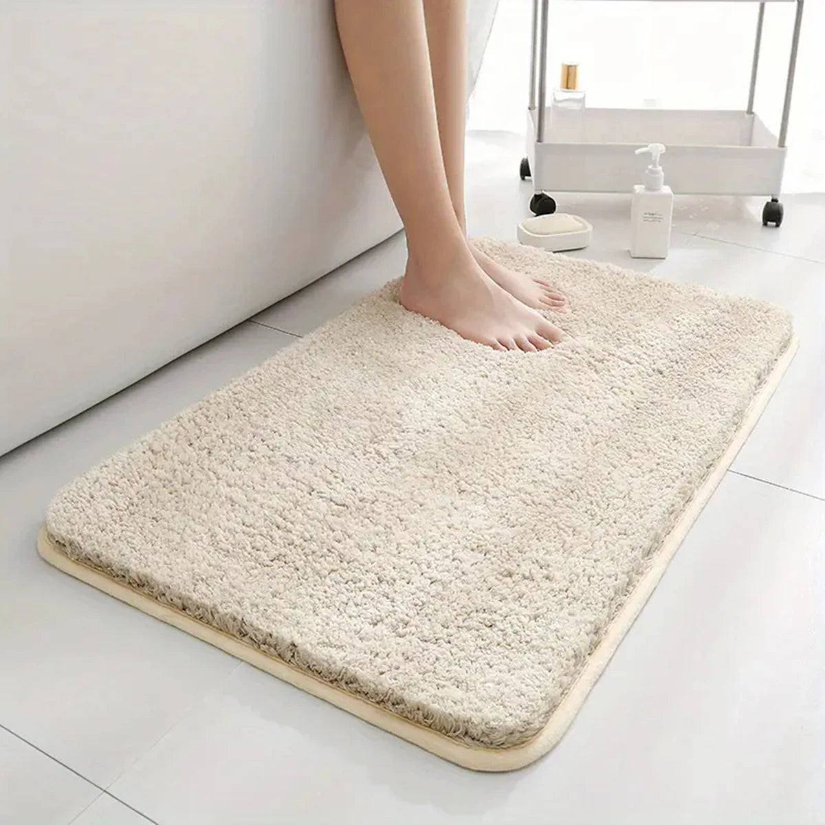 Anti-Slip Bathroom Floor Mat Water Absorbent Bath Mat Home Decoration